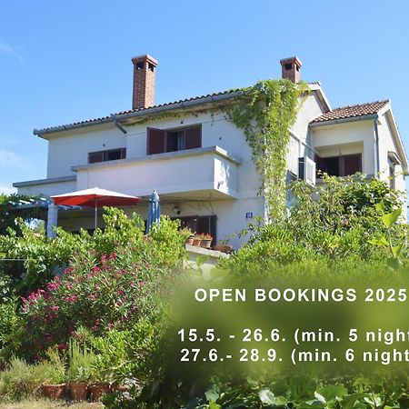 Apartment Zoja Pinezići Zewnętrze zdjęcie