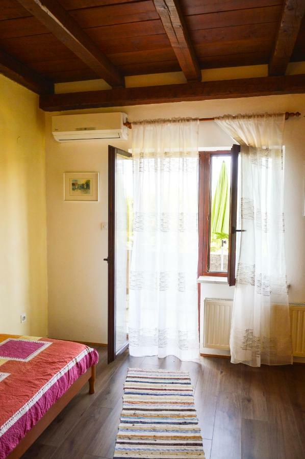 Apartment Zoja Pinezići Zewnętrze zdjęcie