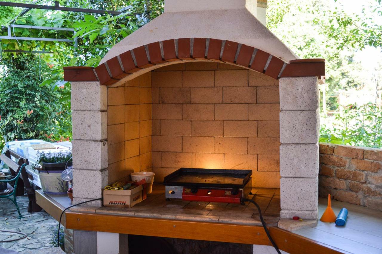 Apartment Zoja Pinezići Zewnętrze zdjęcie